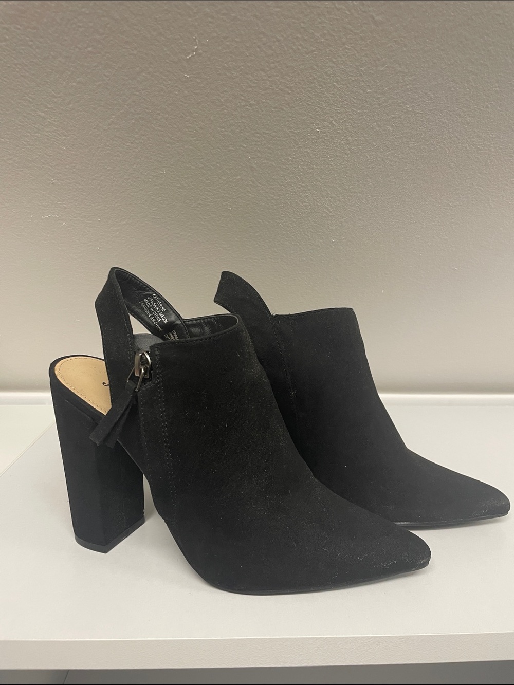 JustFab Black Suede Pointed-Toe Block Heel Slingback Booties
